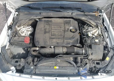 2018 Jaguar Xe 25T Premium z USA, uszkodzony, nr VIN SAJAD4FX9JCP32648